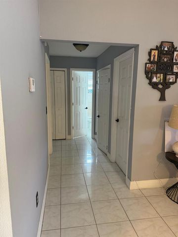 2910 VIENNA LANE, Kissimmee, FL 34744