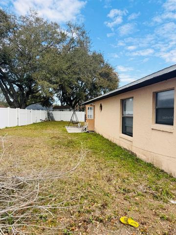 2910 VIENNA LANE, Kissimmee, FL 34744