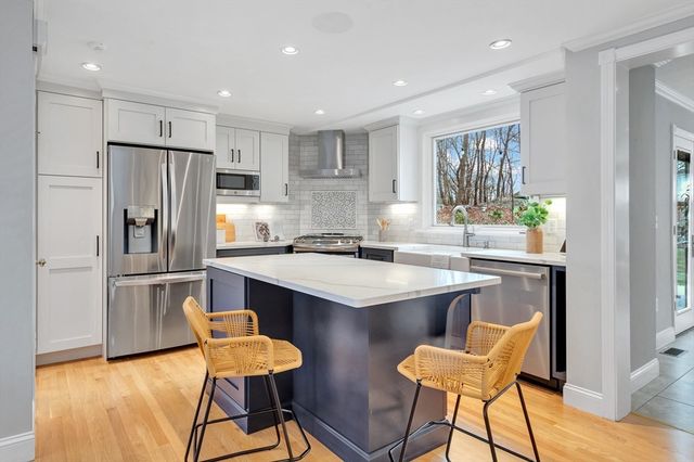 2648 Massachusetts Avenue, Lexington, MA 02421