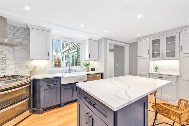 2648 Massachusetts Avenue, Lexington, MA 02421