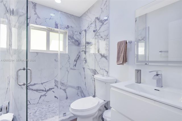 2101 NW 26th St, Miami, FL 33142