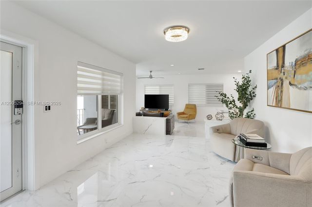 2101 NW 26th St, Miami, FL 33142