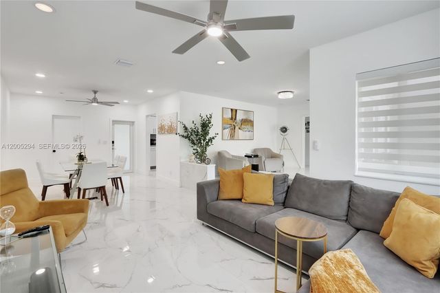 2101 NW 26th St, Miami, FL 33142