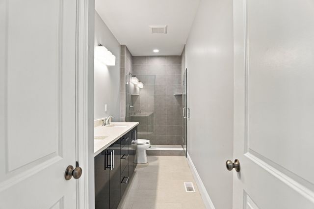11 Caspian Circle 11, Woburn, MA 01801
