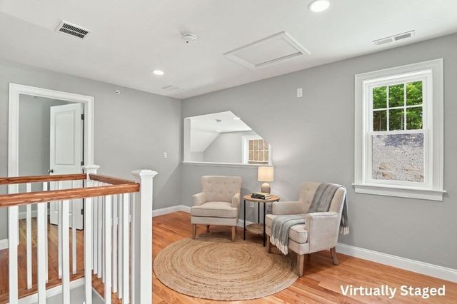 11 Caspian Circle 11, Woburn, MA 01801