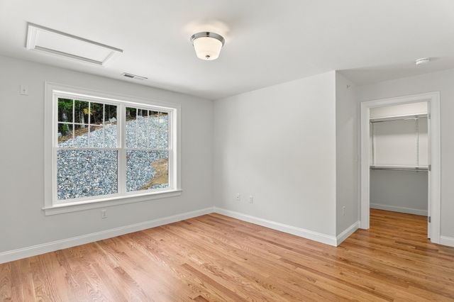 11 Caspian Circle 11, Woburn, MA 01801