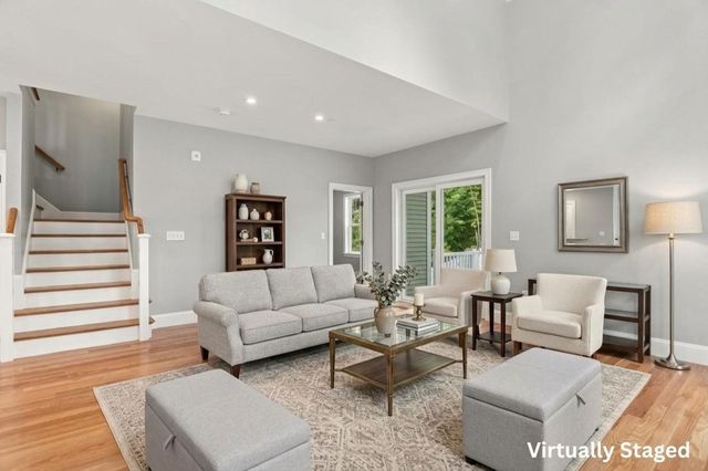 11 Caspian Circle 11, Woburn, MA 01801