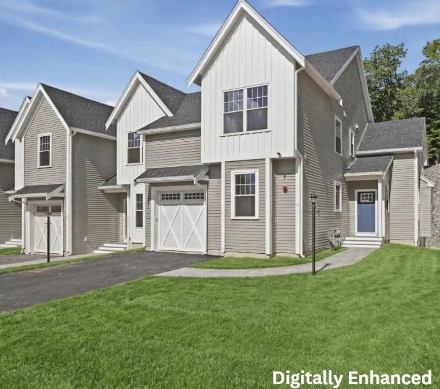 11 Caspian Circle 11, Woburn, MA 01801
