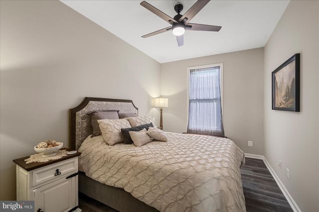 150 SUNSET VILLAGE RD, Front Royal, VA 22630