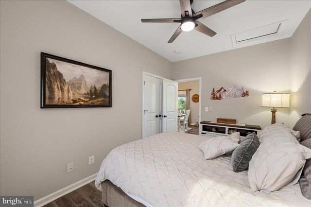 150 SUNSET VILLAGE RD, Front Royal, VA 22630