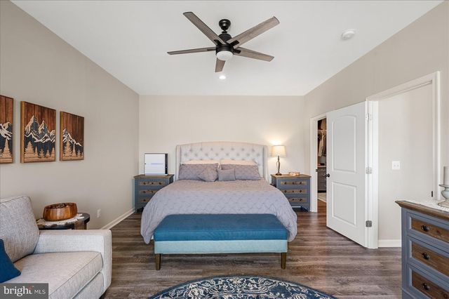 150 SUNSET VILLAGE RD, Front Royal, VA 22630