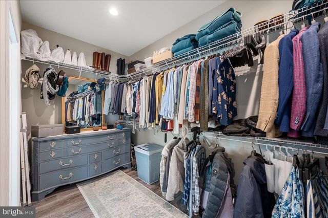 150 SUNSET VILLAGE RD, Front Royal, VA 22630
