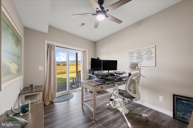 150 SUNSET VILLAGE RD, Front Royal, VA 22630