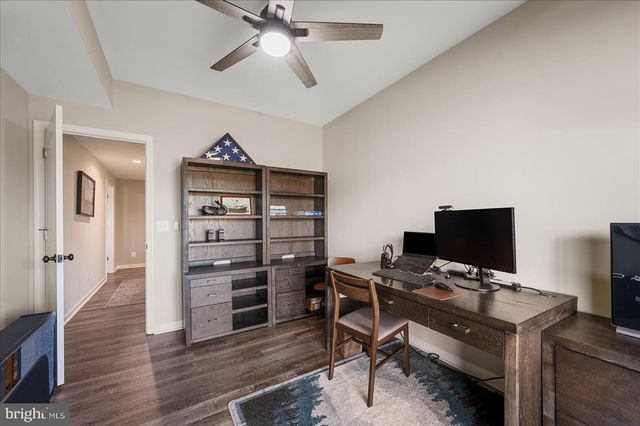 150 SUNSET VILLAGE RD, Front Royal, VA 22630