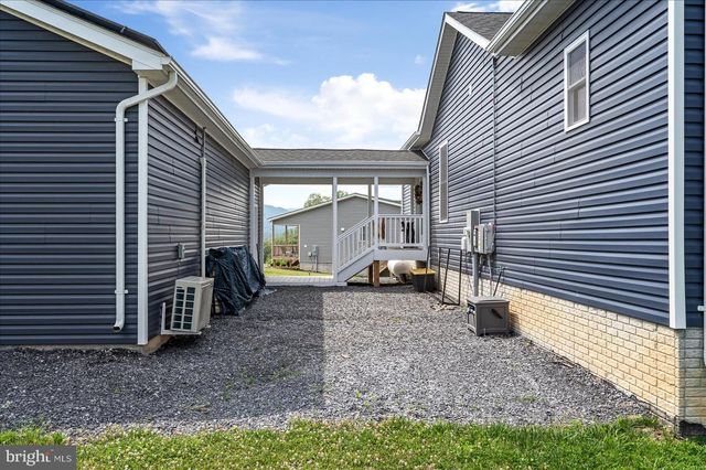 150 SUNSET VILLAGE RD, Front Royal, VA 22630