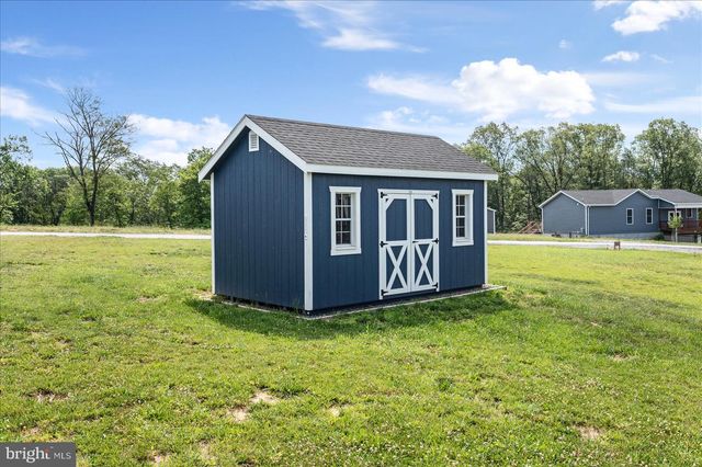 150 SUNSET VILLAGE RD, Front Royal, VA 22630