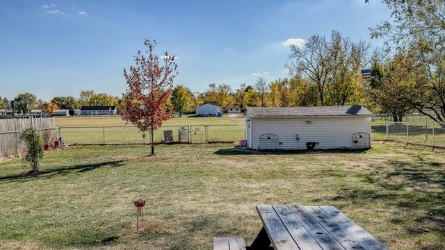 1116 Eastview Drive, Paxton, IL 60957