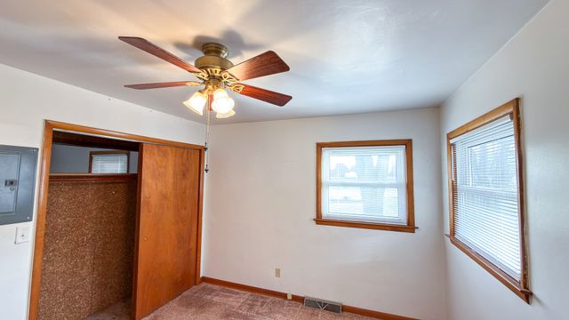 1116 Eastview Drive, Paxton, IL 60957