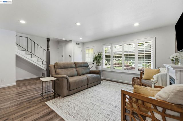 2561 Fountainhead Dr, San Ramon, CA 94583