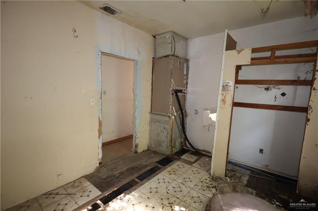 504 W Cano Street, Edinburg, TX 78539