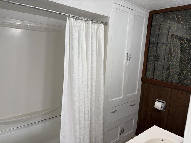 1808 11th STREET, Two Rivers, WI 54241