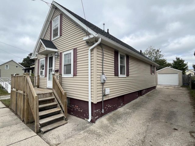 1808 11th STREET, Two Rivers, WI 54241