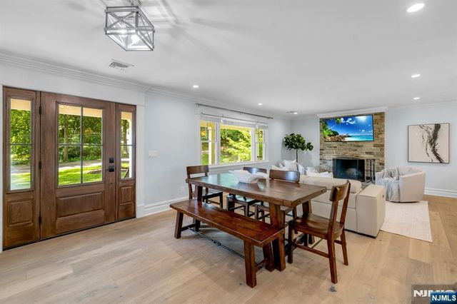 425 Clinton Avenue, Wyckoff, NJ 07481