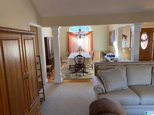 101 CHELSEA LANE, Rainbow City, AL 35906