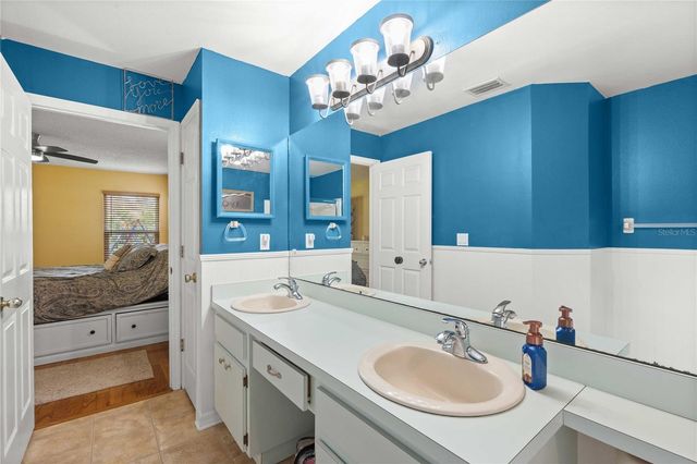 4139 MORELAND DRIVE, Valrico, FL 33596