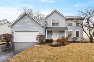 33 Forestview Lane, Aurora, IL 60502