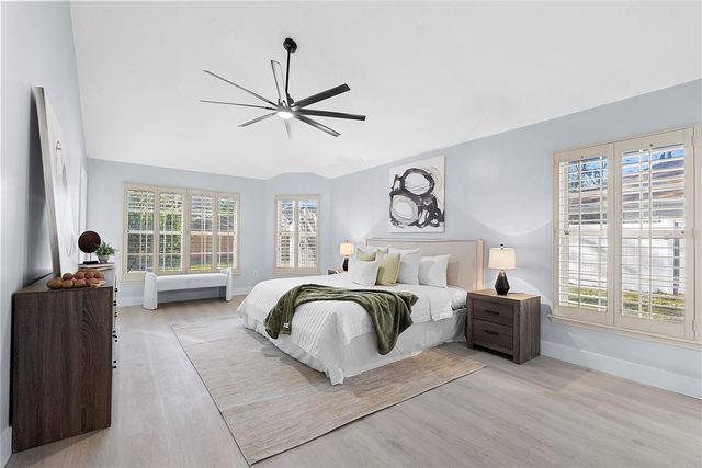 240 SHADY OAKS CIRCLE, Lake Mary, FL 32746