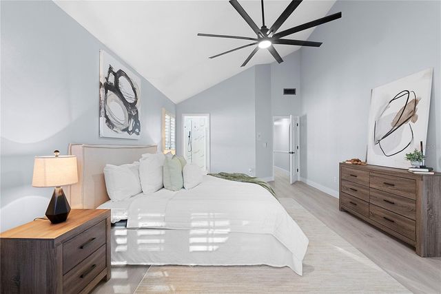 240 SHADY OAKS CIRCLE, Lake Mary, FL 32746