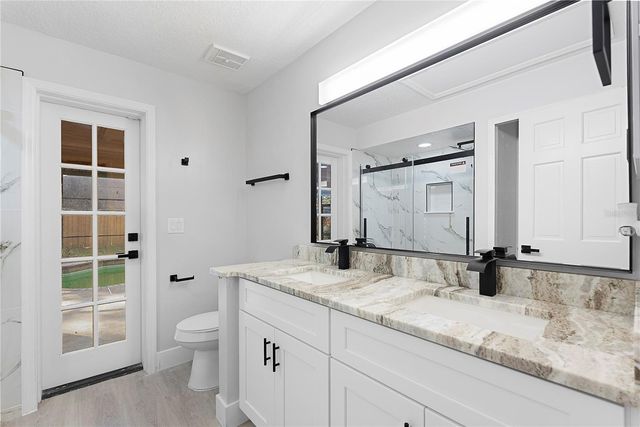 240 SHADY OAKS CIRCLE, Lake Mary, FL 32746