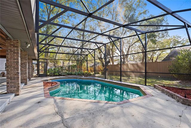 240 SHADY OAKS CIRCLE, Lake Mary, FL 32746