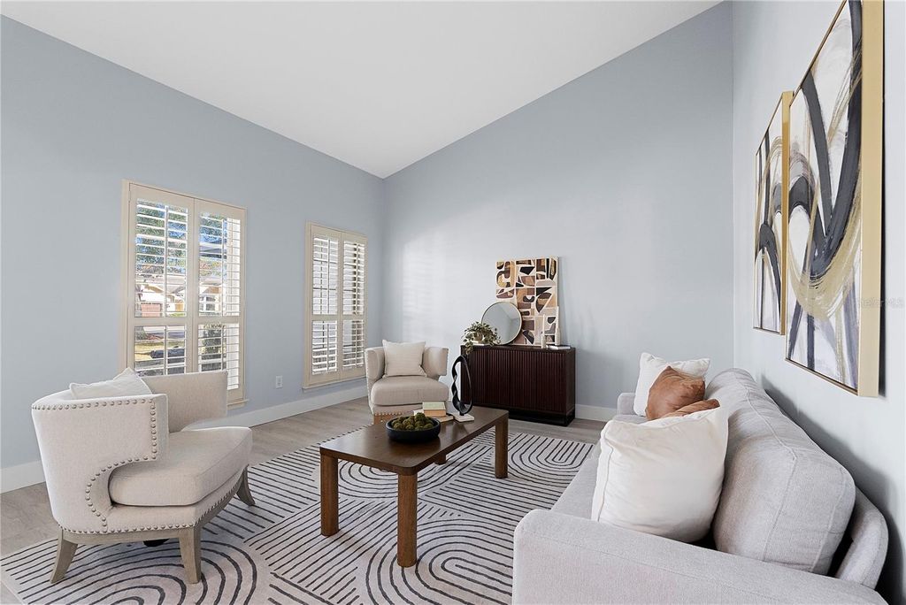 Image 6 of property listing at 240 SHADY OAKS CIRCLE, Lake Mary, FL 32746