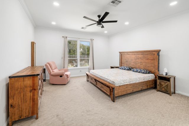 2304 Brittway LN, Cedar Park, TX 78613