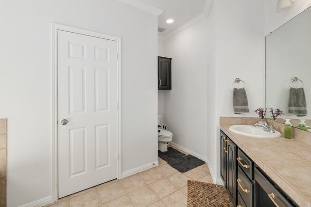 2304 Brittway LN, Cedar Park, TX 78613