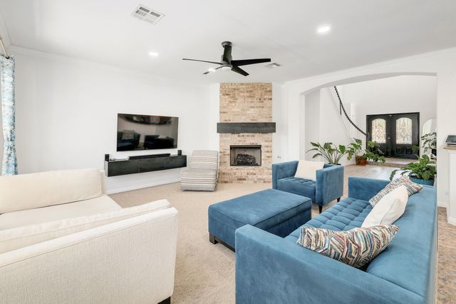 2304 Brittway LN, Cedar Park, TX 78613