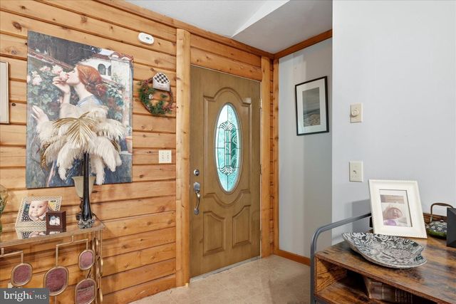 417 IRONWOOD RD, Mount Jackson, VA 22842