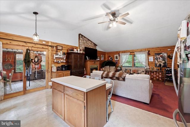 417 IRONWOOD RD, Mount Jackson, VA 22842
