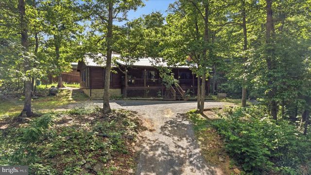 417 IRONWOOD RD, Mount Jackson, VA 22842