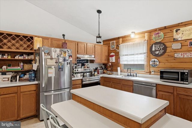 417 IRONWOOD RD, Mount Jackson, VA 22842