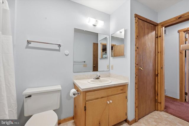 417 IRONWOOD RD, Mount Jackson, VA 22842