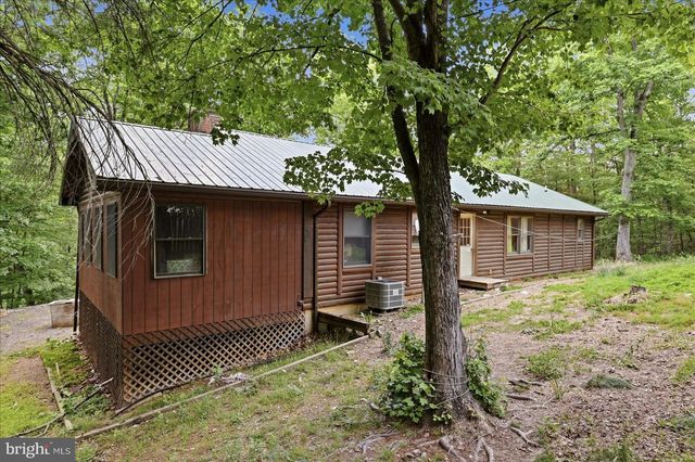 417 IRONWOOD RD, Mount Jackson, VA 22842