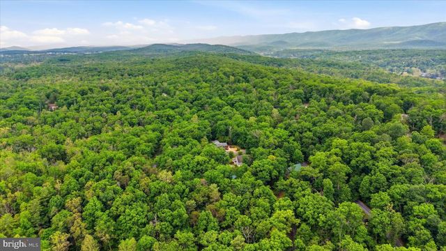 417 IRONWOOD RD, Mount Jackson, VA 22842