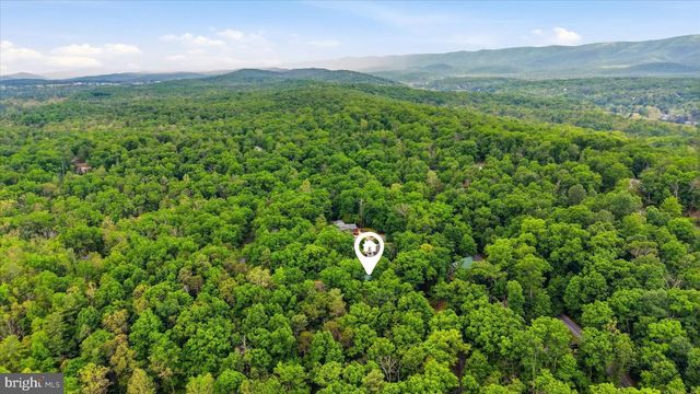 417 IRONWOOD RD, Mount Jackson, VA 22842