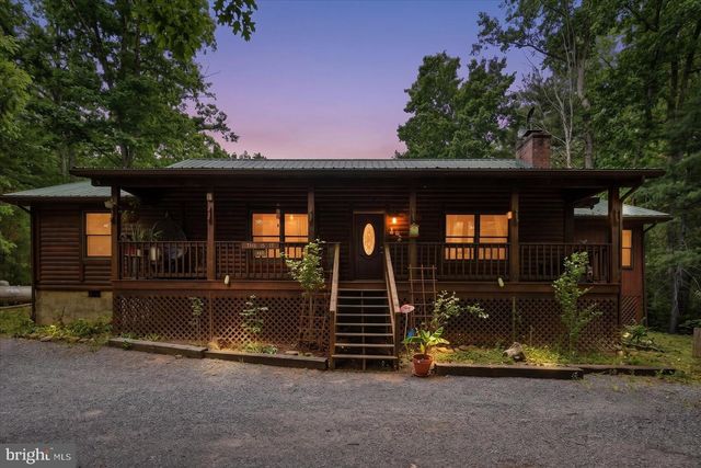 417 IRONWOOD RD, Mount Jackson, VA 22842