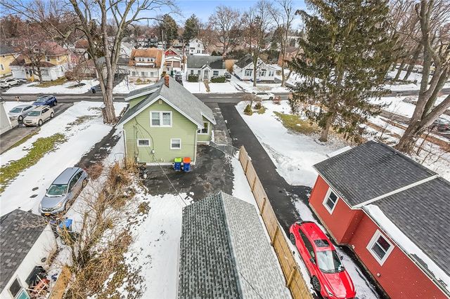 443 Crossfield Road, Irondequoit, NY 14609