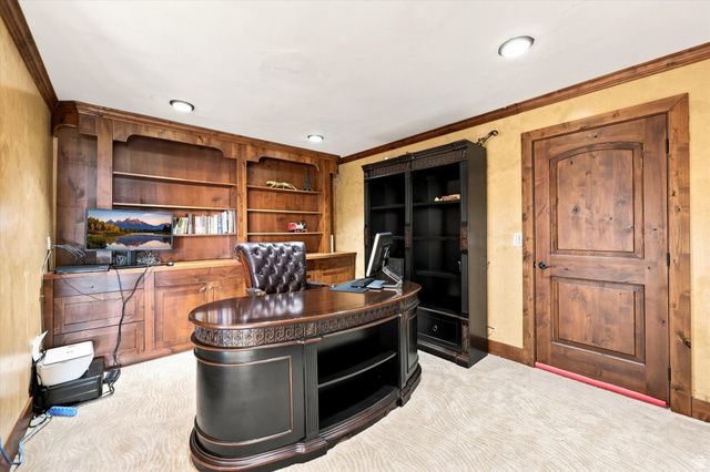5758 S WASATCH BLVD, Holladay, UT 84121