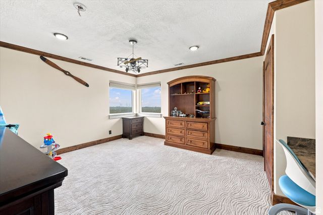 5758 S WASATCH BLVD, Holladay, UT 84121